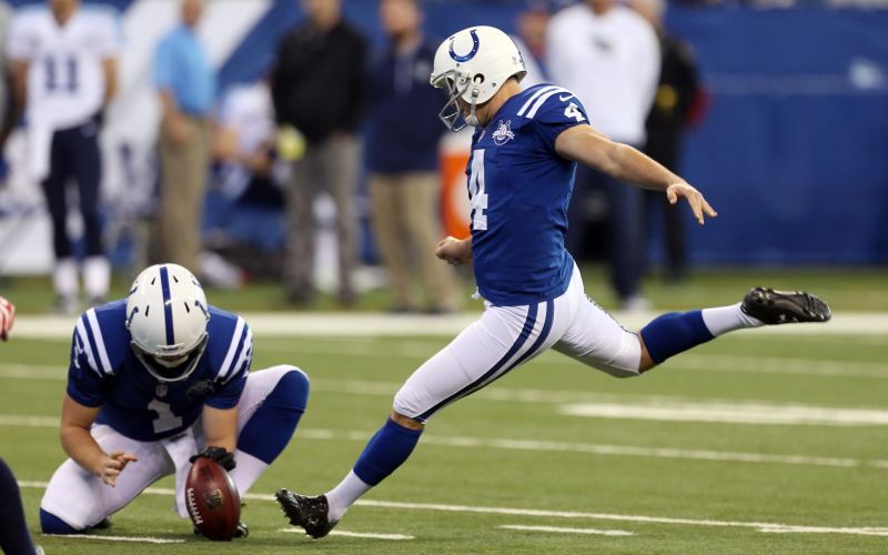 823-35-Vinatieri.jpg