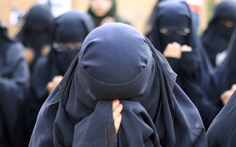 burka islamska država.jpg