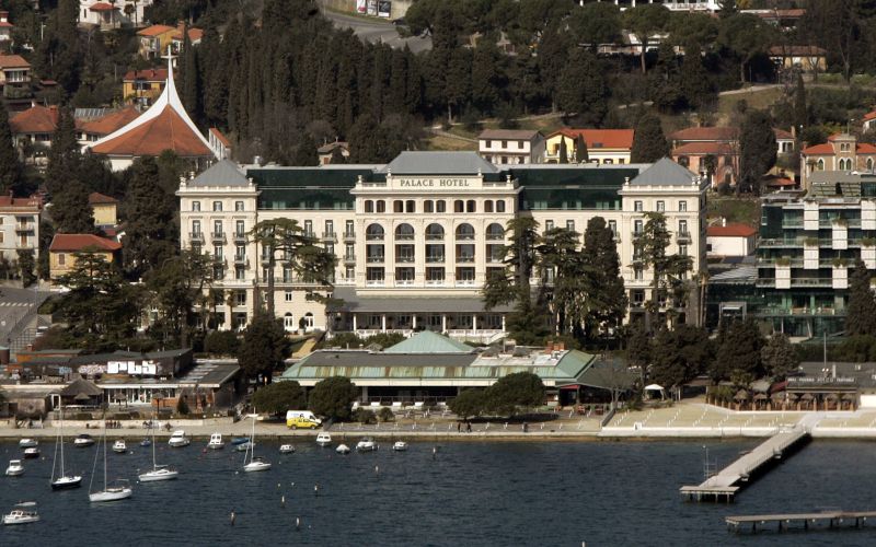 Hotel Palace