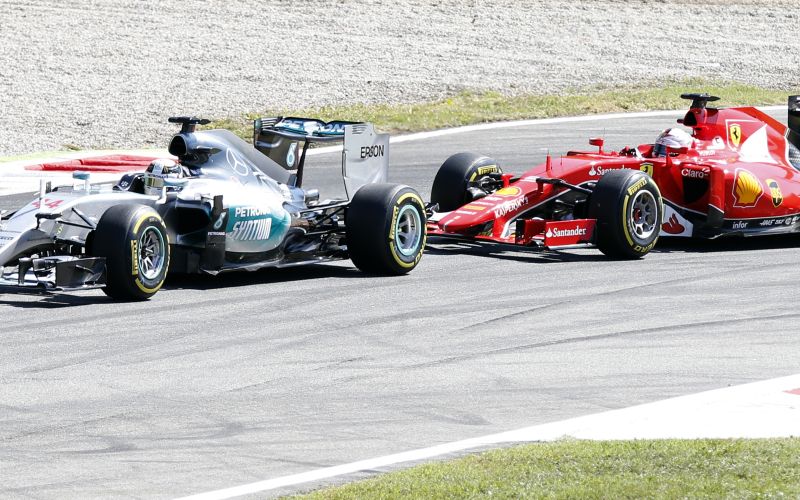 hamilton vettel.jpg