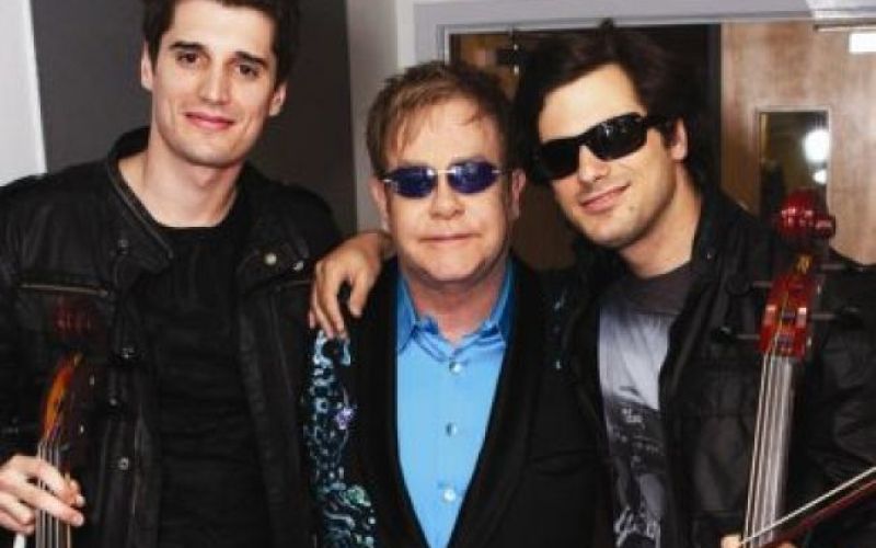 2Cellos z Eltonom Johnom