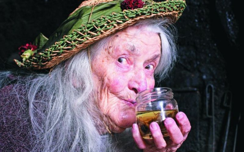 Za vse tegobe raste rož'ca