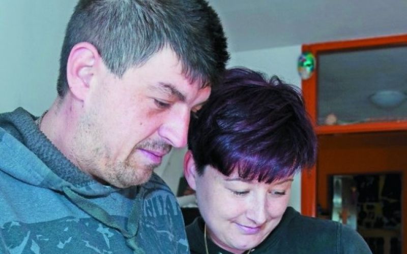 Po 38 letih je objel očeta