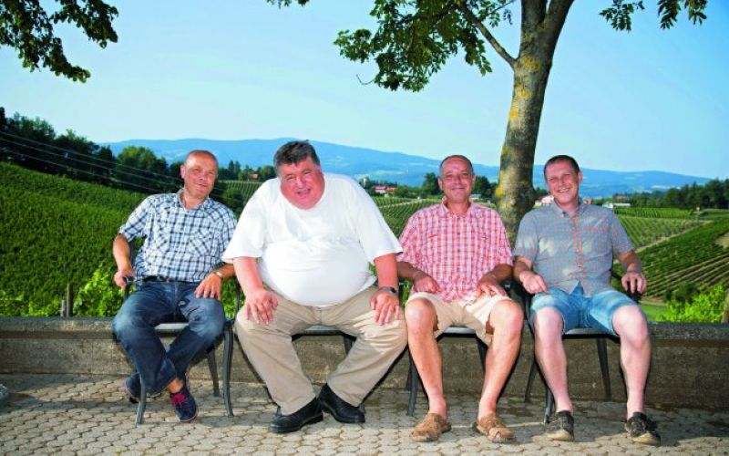 Družijo nas bog, muzika in vino
