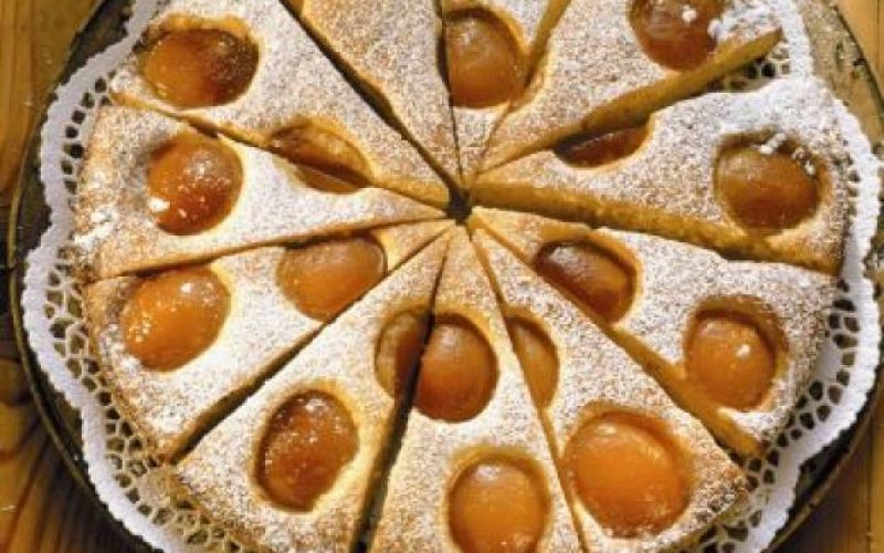 Preprosta marelična torta