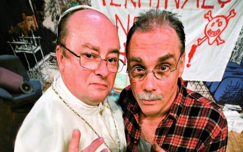 Narobe svet: levičar Gojc igra papeža!