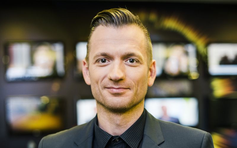 simon vadnjal promenada.jpg
