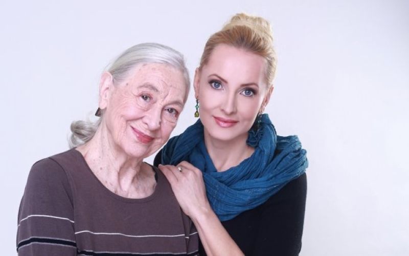 Štefka Drolc in Tanja Ribič