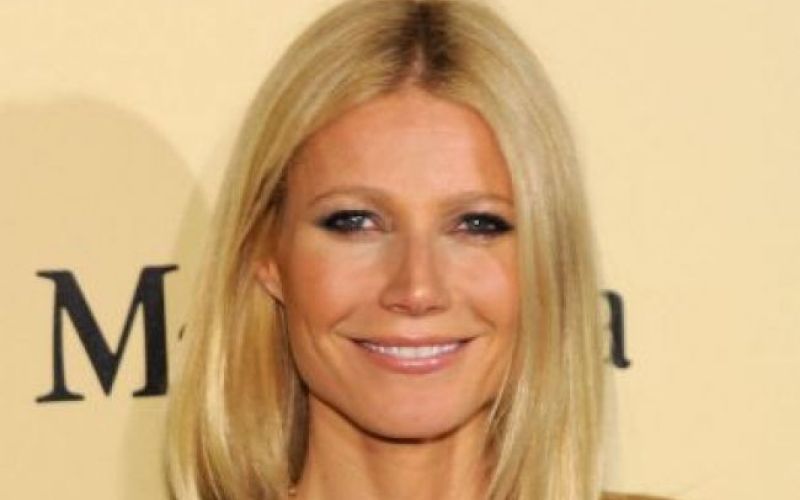 Lepotičke za mikrofonom