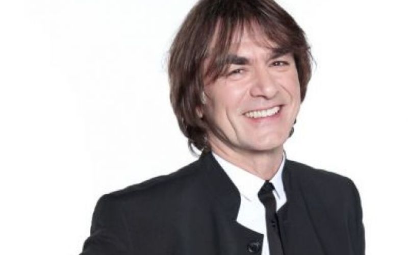 Kastelic ima raje monarhe kot politike