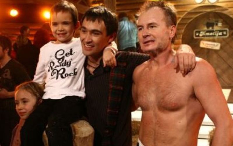 Kmetija slavnih - finale!