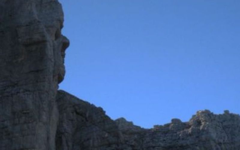 Zlati encijan za Sfingo