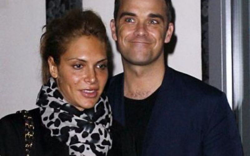 Robbie se je poročil