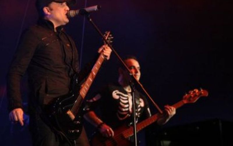 Video: Plavi Orkestar v Tivoliju