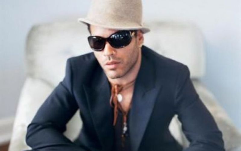 Lenny odpovedal koncert