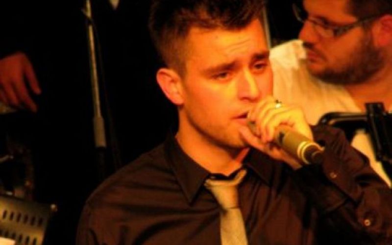 Video: Omar, slovenski Robbie