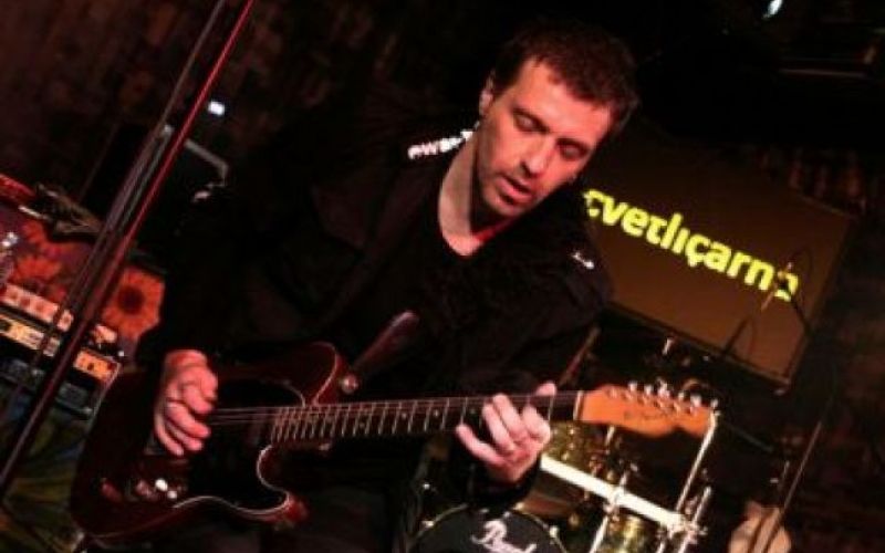 Video: Van Gogh je brcal