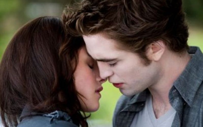 Vampirji zmagovalci MTV nagrad