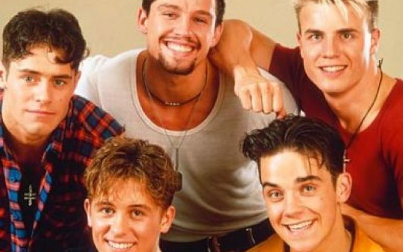 Robbie spet v Take That