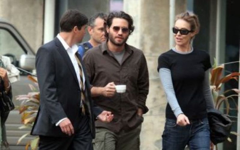 Bin Laden še vedno buri duhove