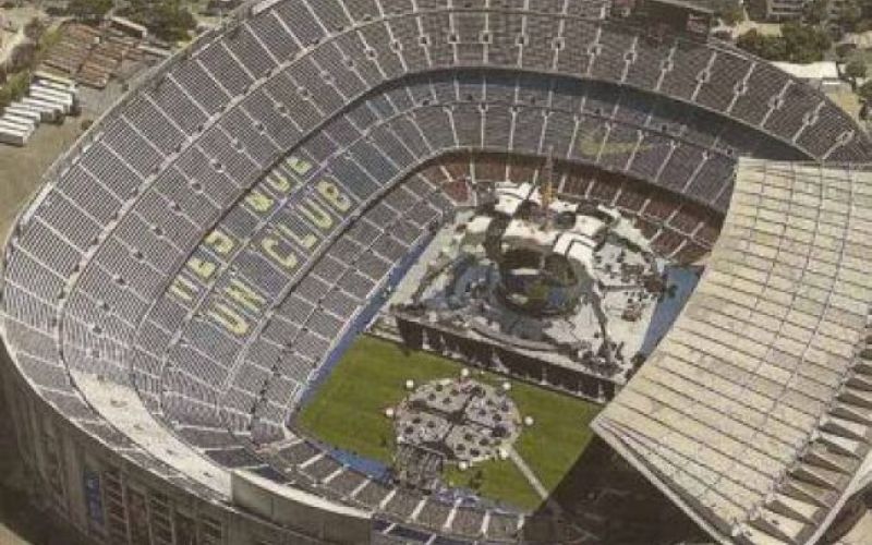 Video: kovinska pošast U2 