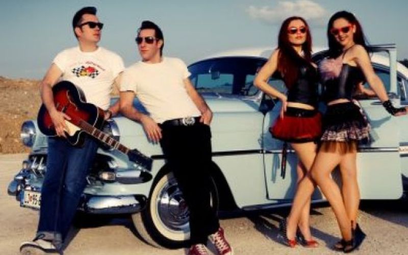 Briljantina v laseh in na odru