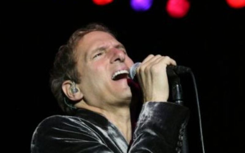 Video: Michael Bolton v Tivoliju