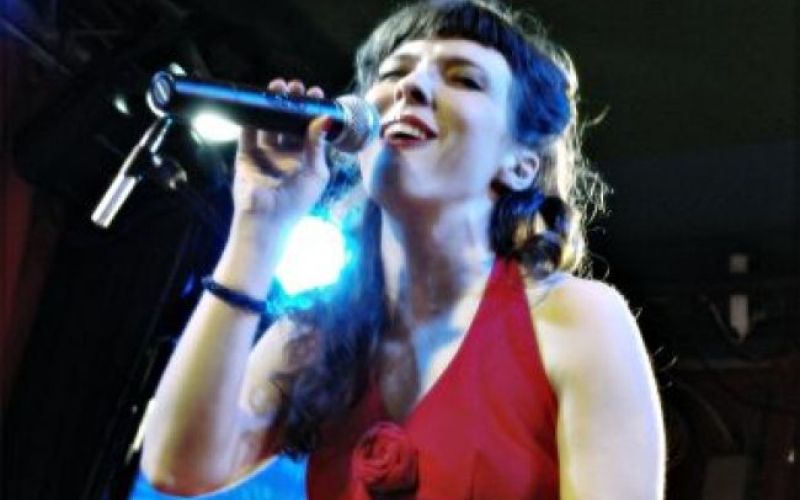 Vesna Zornik - zaročena po predpisih!