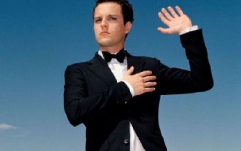 Lepi Brandon gre na svoje