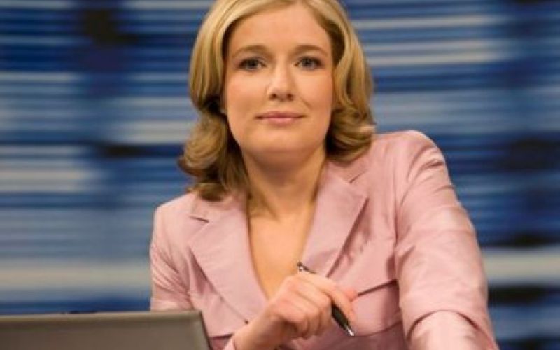 Manica: po Dnevniku k družini