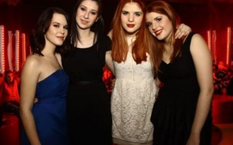 Na Emi dve Evi in Nika 