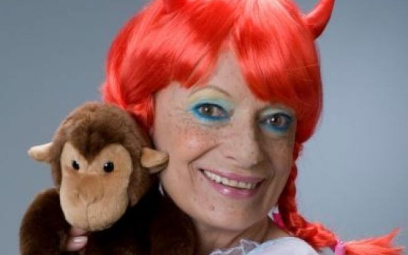 Manca Košir-Pika Nogavička!