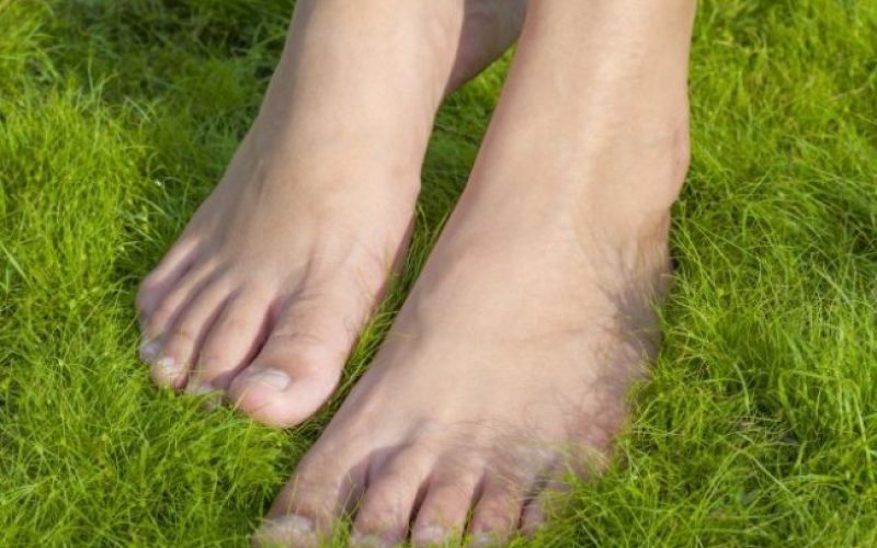 EARTHING – ZDRAVILNA MOČ ZEMLJE