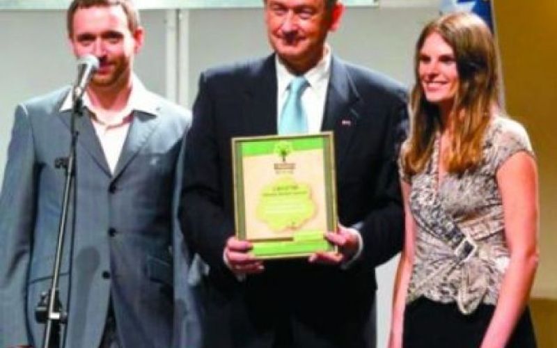 Iz TV-sporedov: ponedeljek, 3. januarja