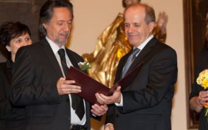 Kdo so ljudje odprtih rok?