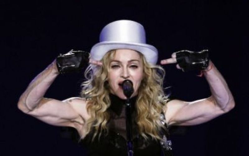 Madonna uradno odpovedana