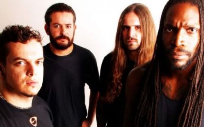 Sepultura (spet) odpovedana