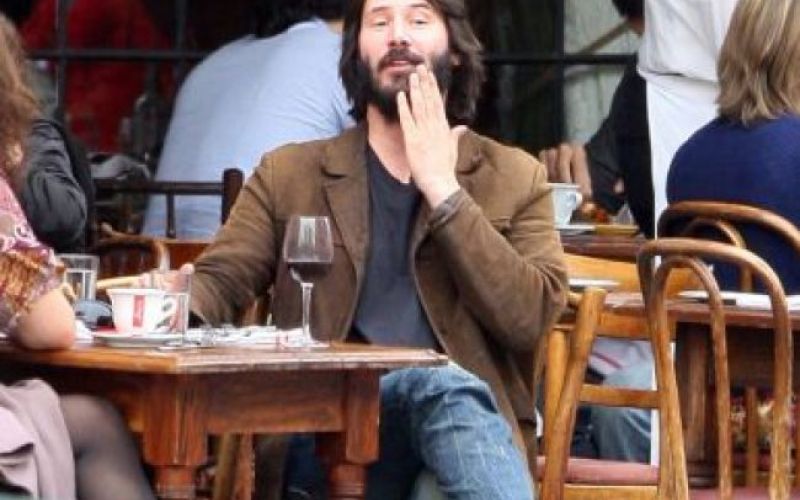 Keanu Reeves bo naredil test za očetovstvo 