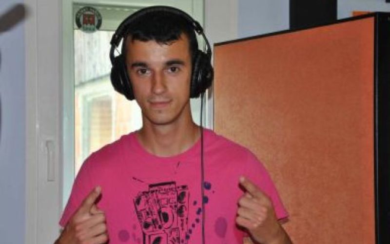 ekskluzivno: prvi hit SIT2