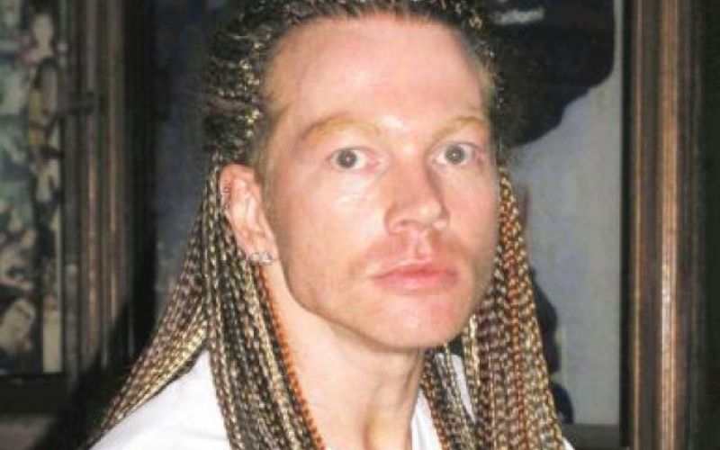 Video: Axl Rose klofuta fotografa