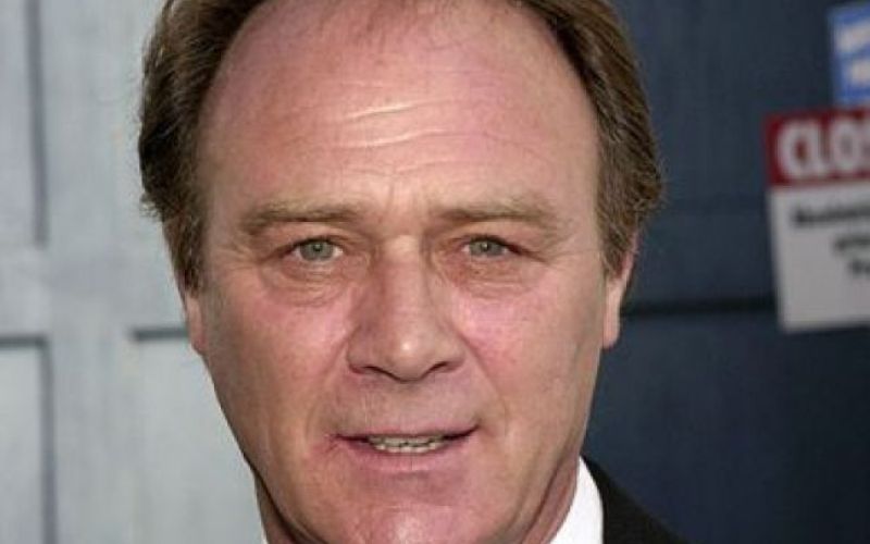 Umrl Christopher Cazenove