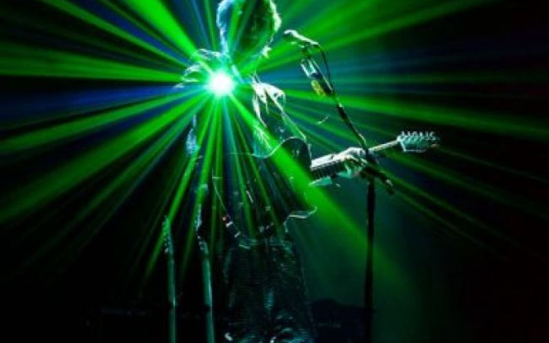 Muse se bojijo slepote zaradi laserjev