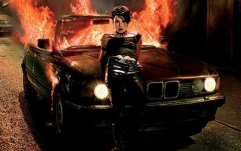 Dekle, ki se je igralo z ognjem