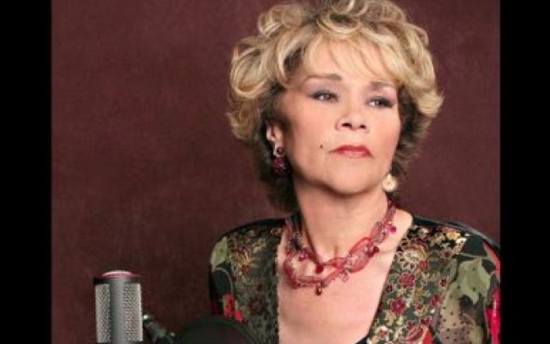 Etta James hospitalizirana