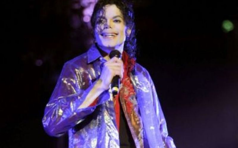 Jackson skoraj v živo na grammyjih