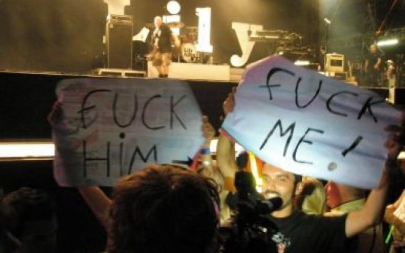 Razgaljena Lily Allen