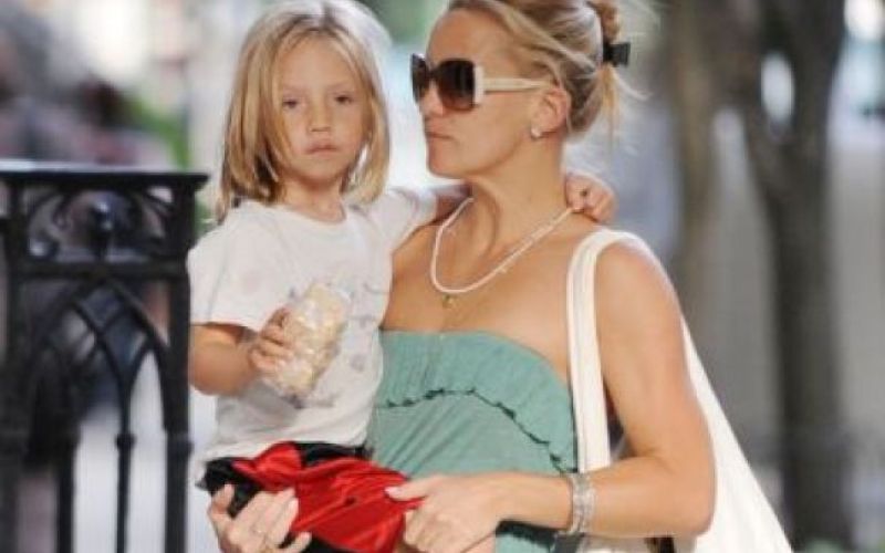 Kate Hudson zanemarja sina?