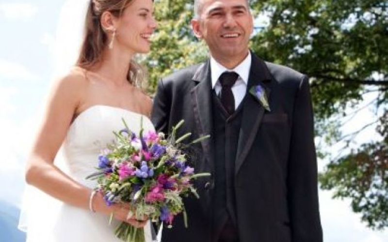 Janša in Urška poročena!