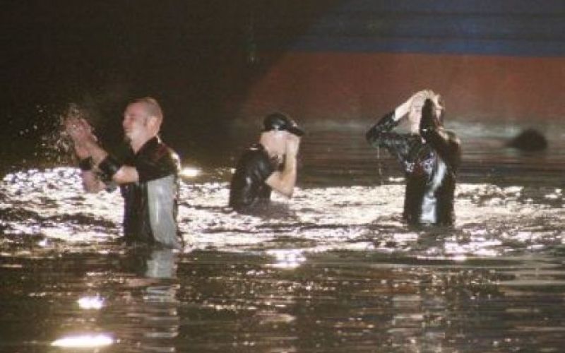 Izola: potres pod in nad vodo