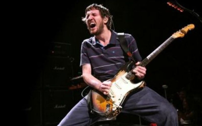 Frusciante zapustil RHCP?